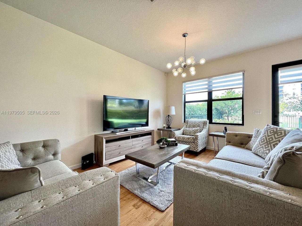 965 NE 193rd Ter , Unit 965, Miami, FL 33179 Photo