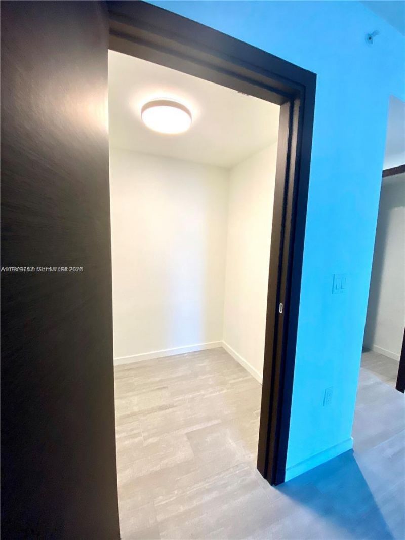1000 Brickell Plz, Unit 3503, Miami, FL 33131 Photo