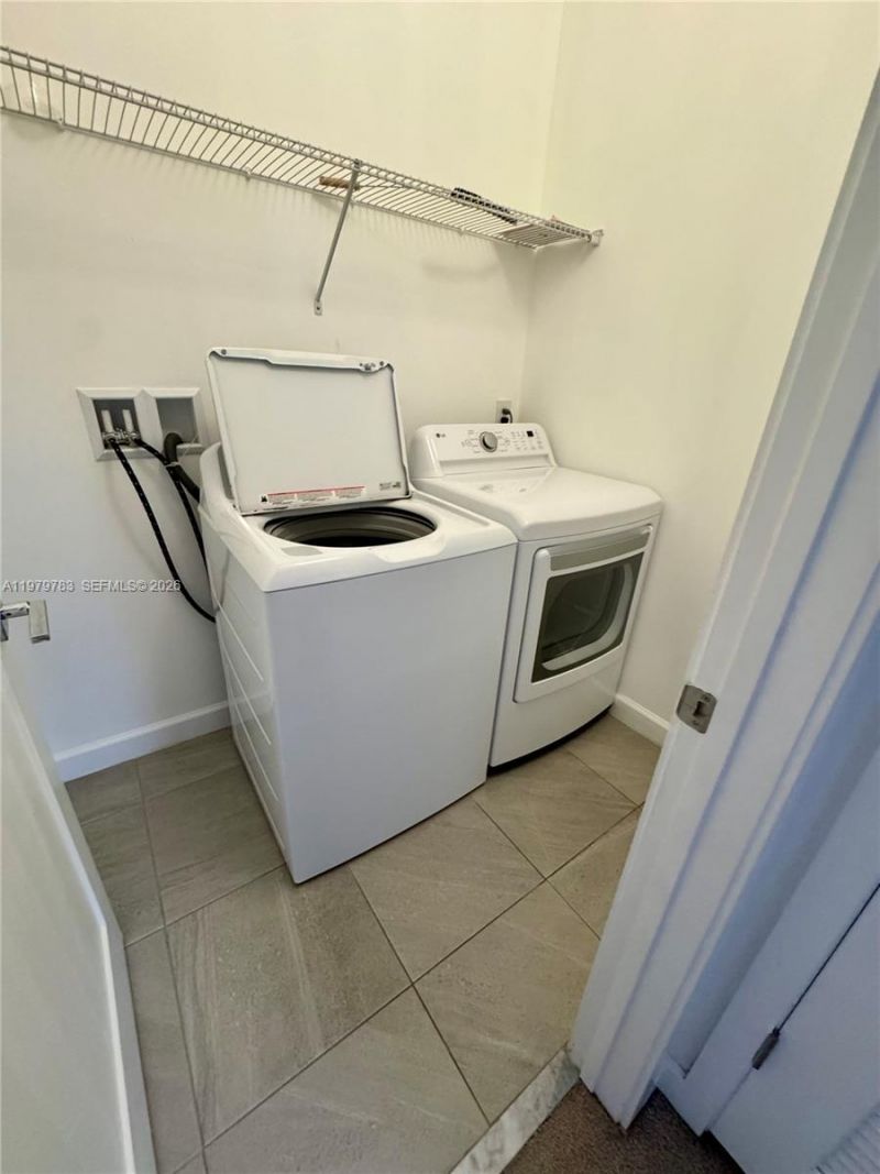 4980 Whispering Way , Unit -, Dania Beach, FL 33312 Photo