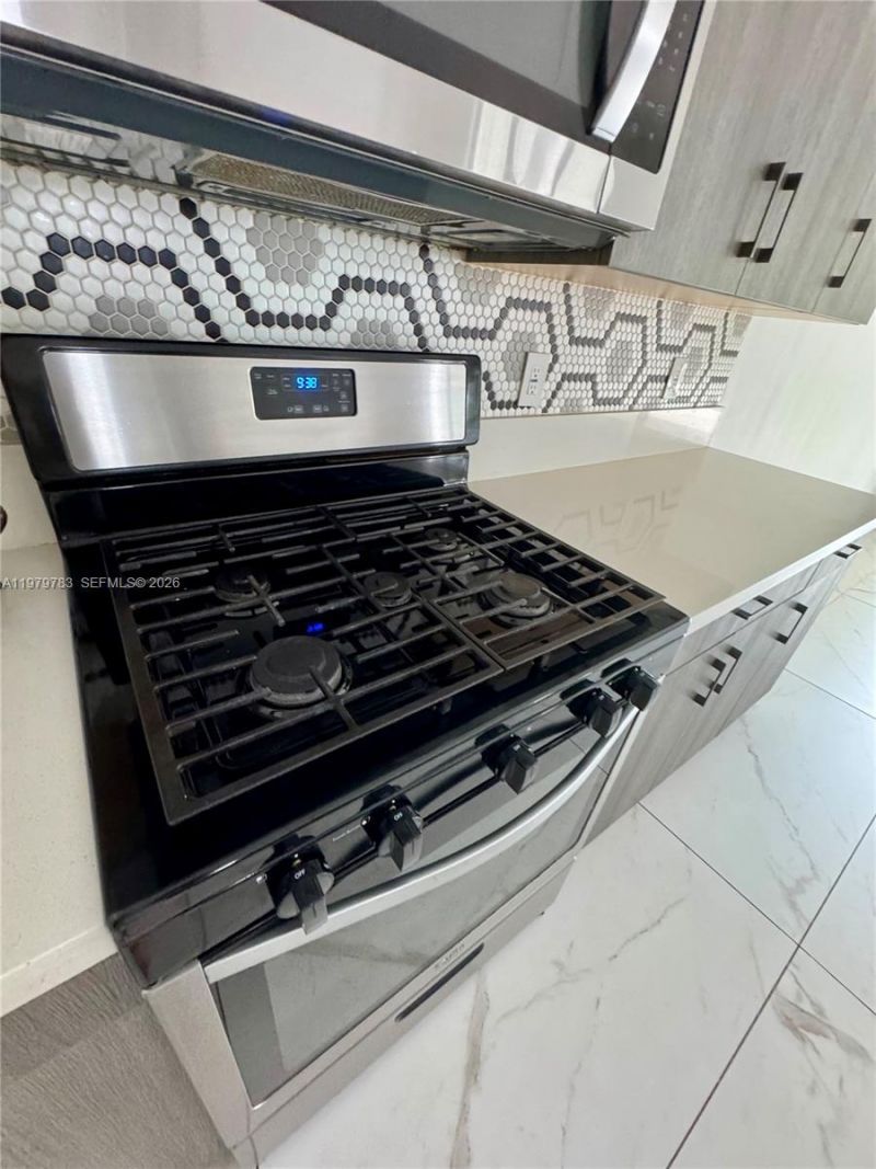 4980 Whispering Way , Unit -, Dania Beach, FL 33312 Photo