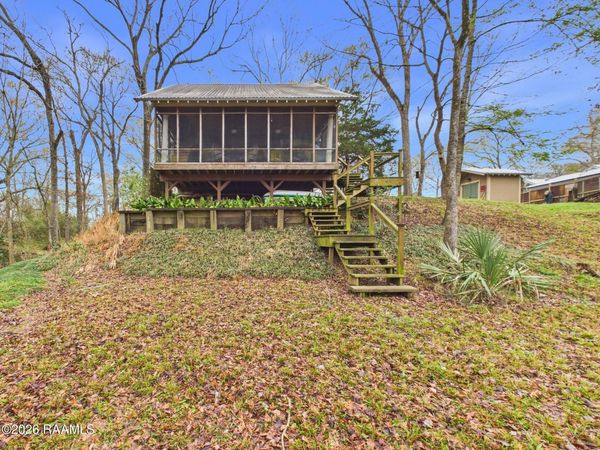 1022 S River Drive , Arnaudville, LA 70512