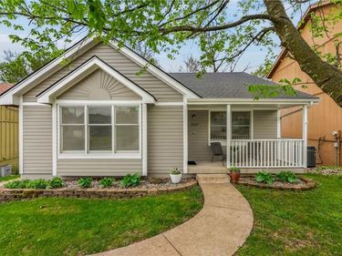 1907 NW 62nd Terrace, Kansas City, MO 64151