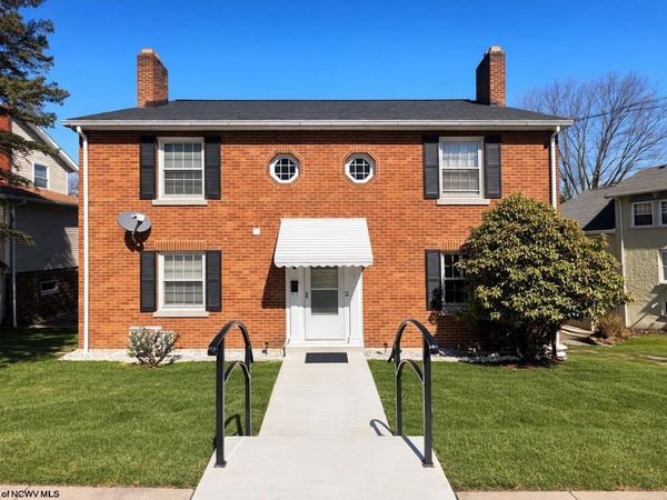 1 Hillside Drive, Fairmont, WV 26554