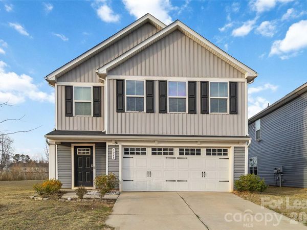 5048 Downhaul Drive, Charlotte, NC 28269