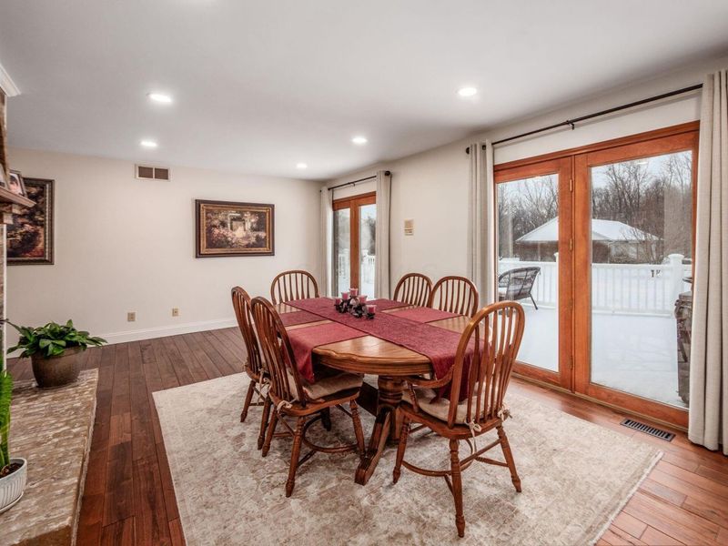 2295 Olmstead Road, West Jefferson, OH 43162 Photo 10