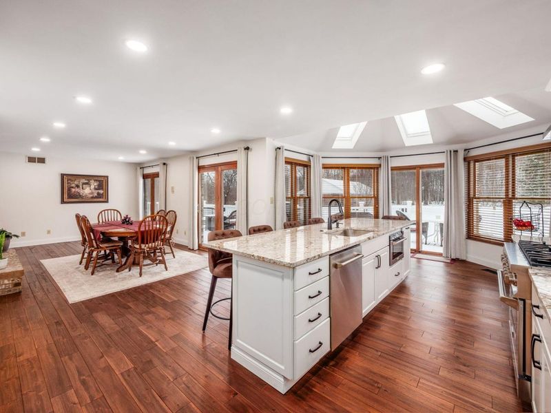 2295 Olmstead Road, West Jefferson, OH 43162 Photo 12