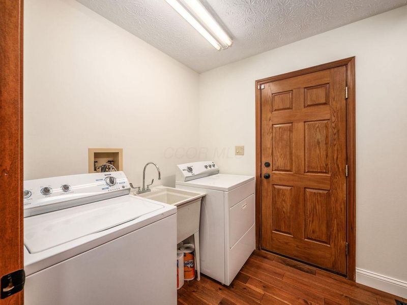 2295 Olmstead Road, West Jefferson, OH 43162 Photo 16