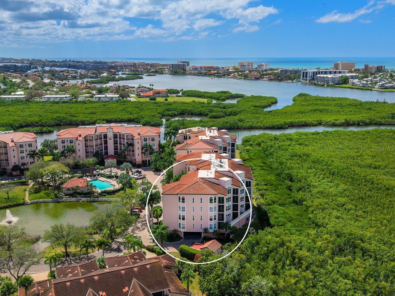 5420 Eagles Point Circle , Unit 106, Sarasota, FL 34231 Photo