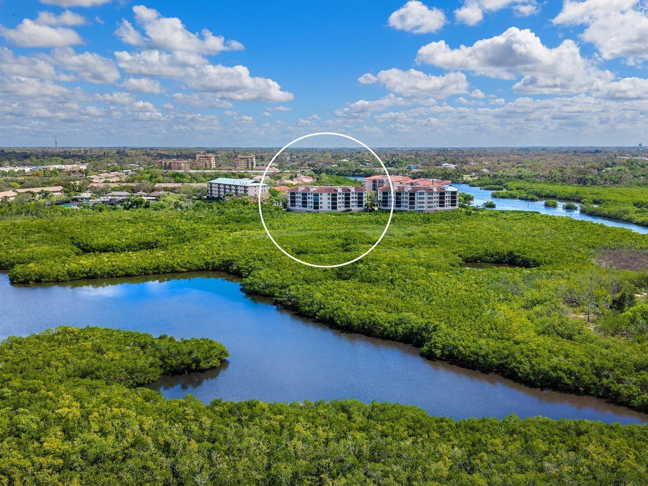 5420 Eagles Point Circle , Unit 106, Sarasota, FL 34231 Photo