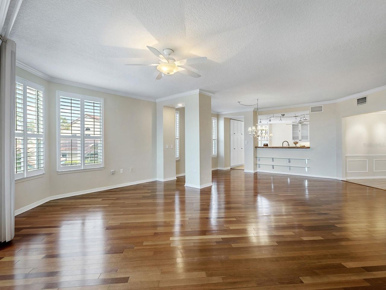 5420 Eagles Point Circle , Unit 106, Sarasota, FL 34231 Photo