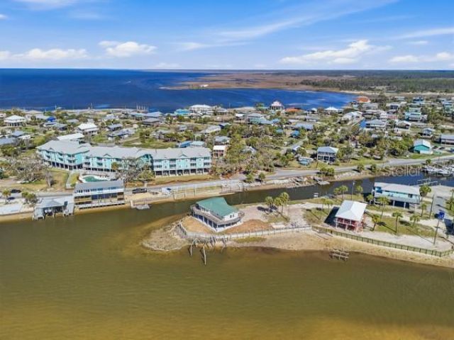 18 4th Street, Horseshoe Beach, FL 32648 Photo