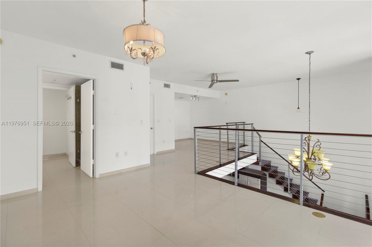 90 SW 3rd St , Unit TH505, Miami, FL 33130 Photo