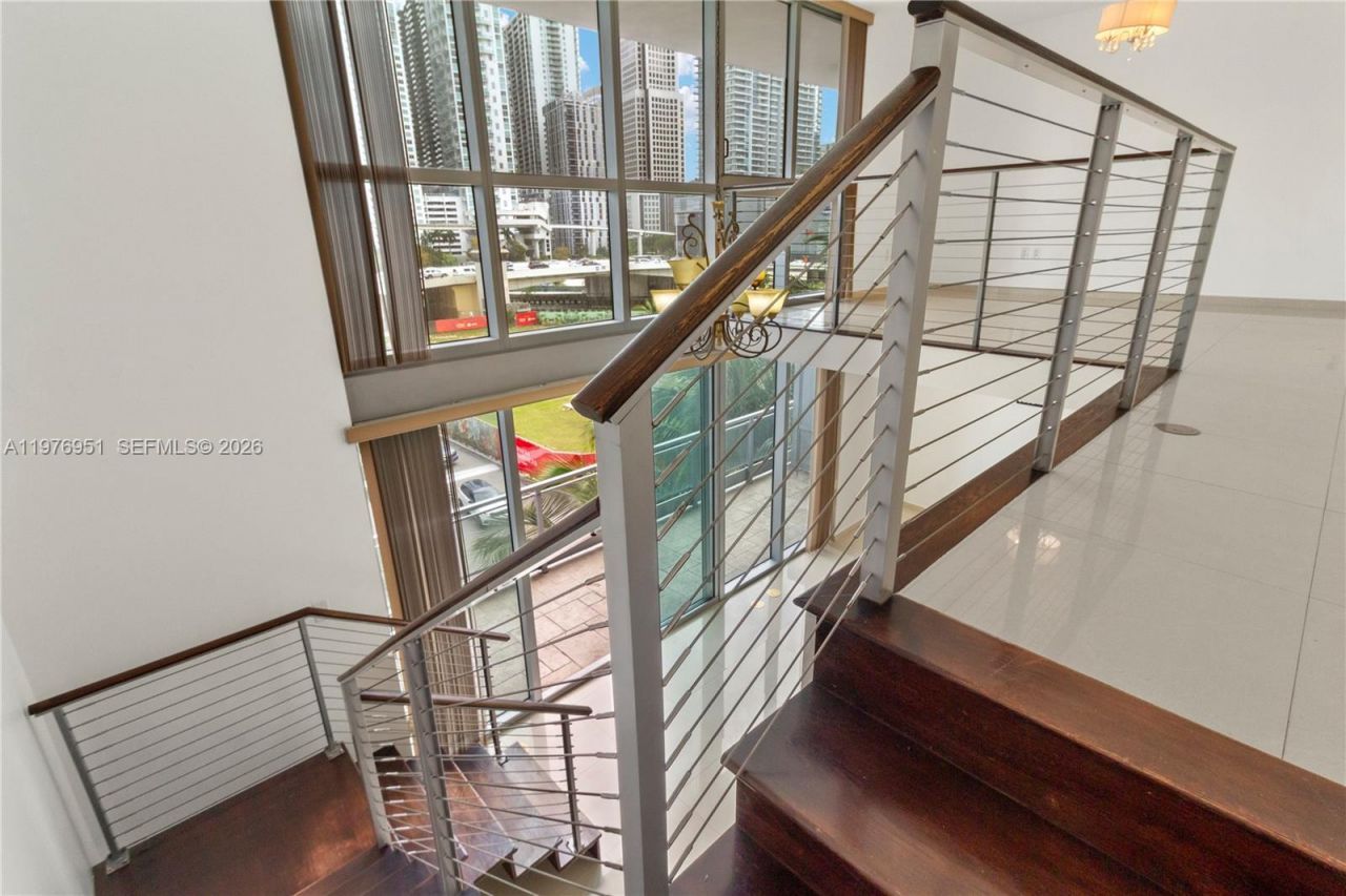 90 SW 3rd St , Unit TH505, Miami, FL 33130 Photo