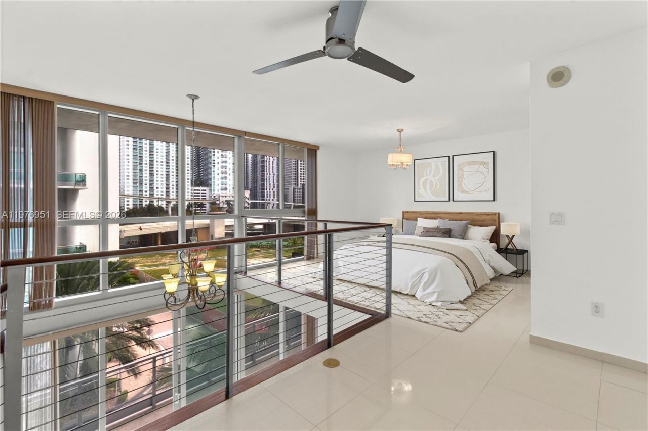 90 SW 3rd St , Unit TH505, Miami, FL 33130 Photo