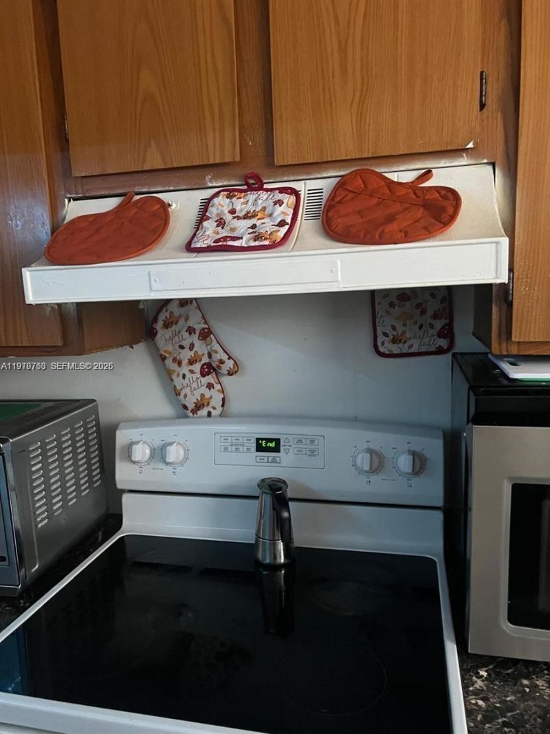 19825 SW 114th Ave , Unit 323, Miami, FL 33157 Photo