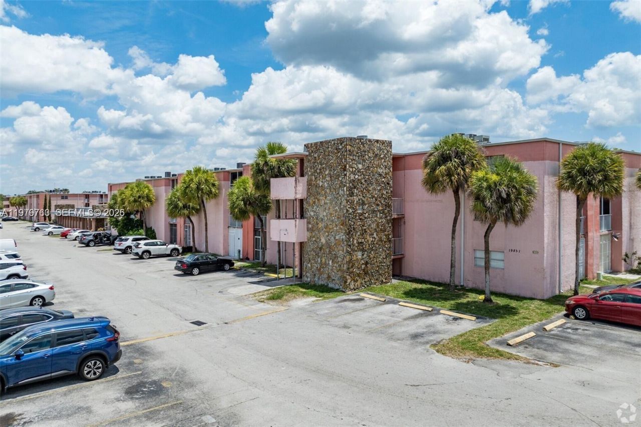 19825 SW 114th Ave , Unit 323, Miami, FL 33157 Photo