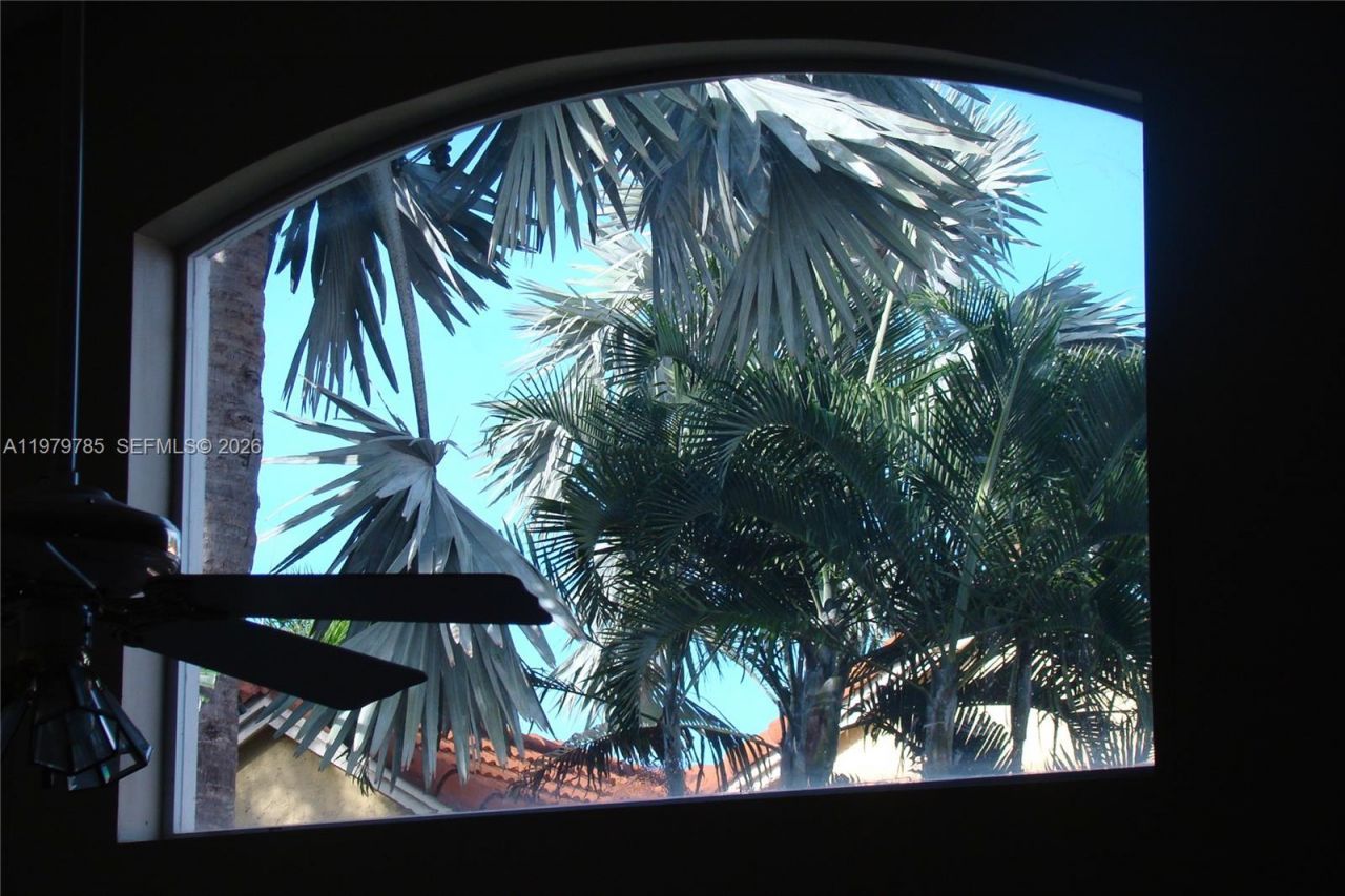 2784 Oakleigh Ln, Davie, FL 33328 Photo