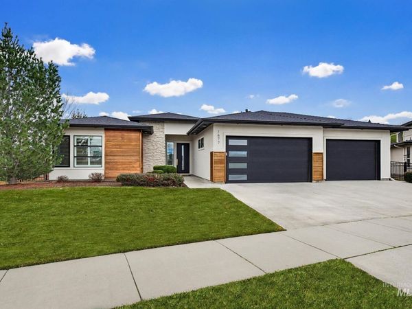 1677 W Oakhampton Drive, Eagle, ID 83616
