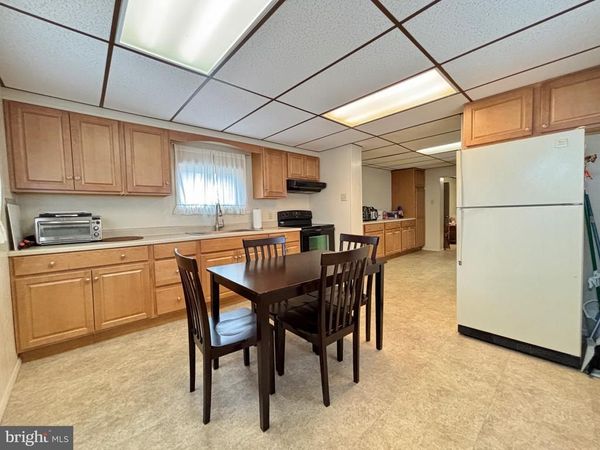 32 W BEREA STREET, SUMMIT HILL, PA 18250