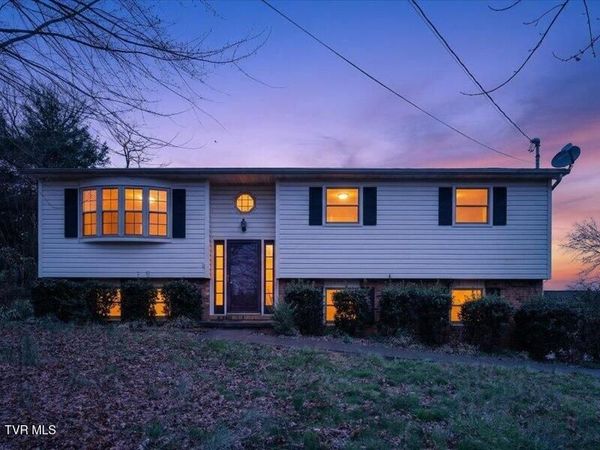529 Old Gray Station Road, Gray, TN 37615