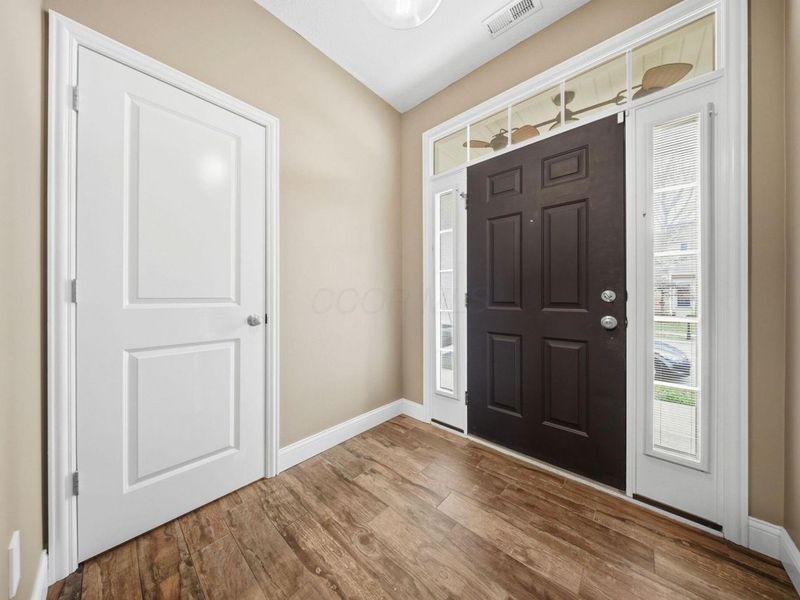 4548 Grand Strand Drive, Grove City, OH 43123 Photo 6