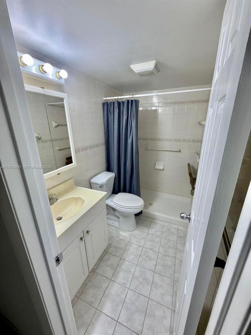 9400 West Flagler St , Unit 312, Miami, FL 33174 Photo