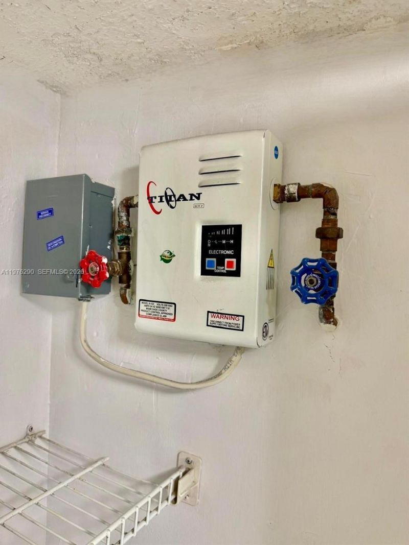 9400 West Flagler St , Unit 312, Miami, FL 33174 Photo