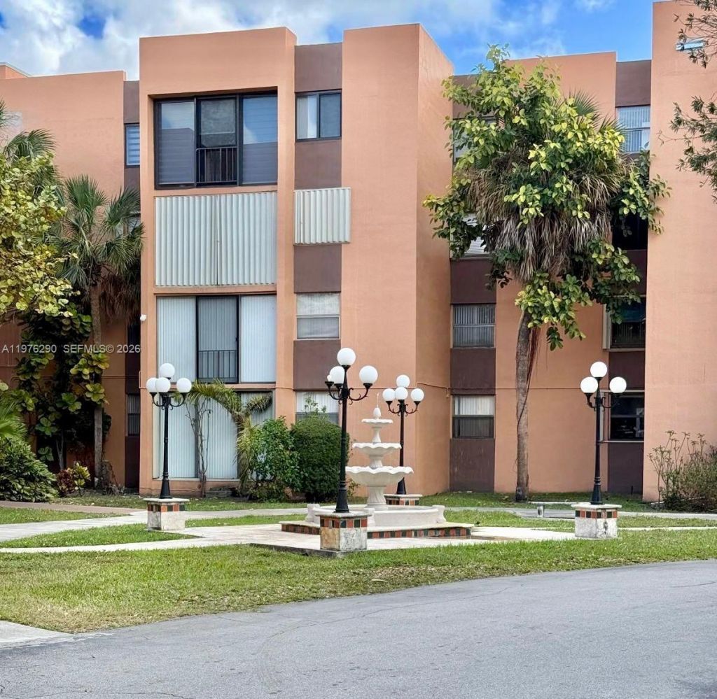 9400 West Flagler St , Unit 312, Miami, FL 33174 Photo
