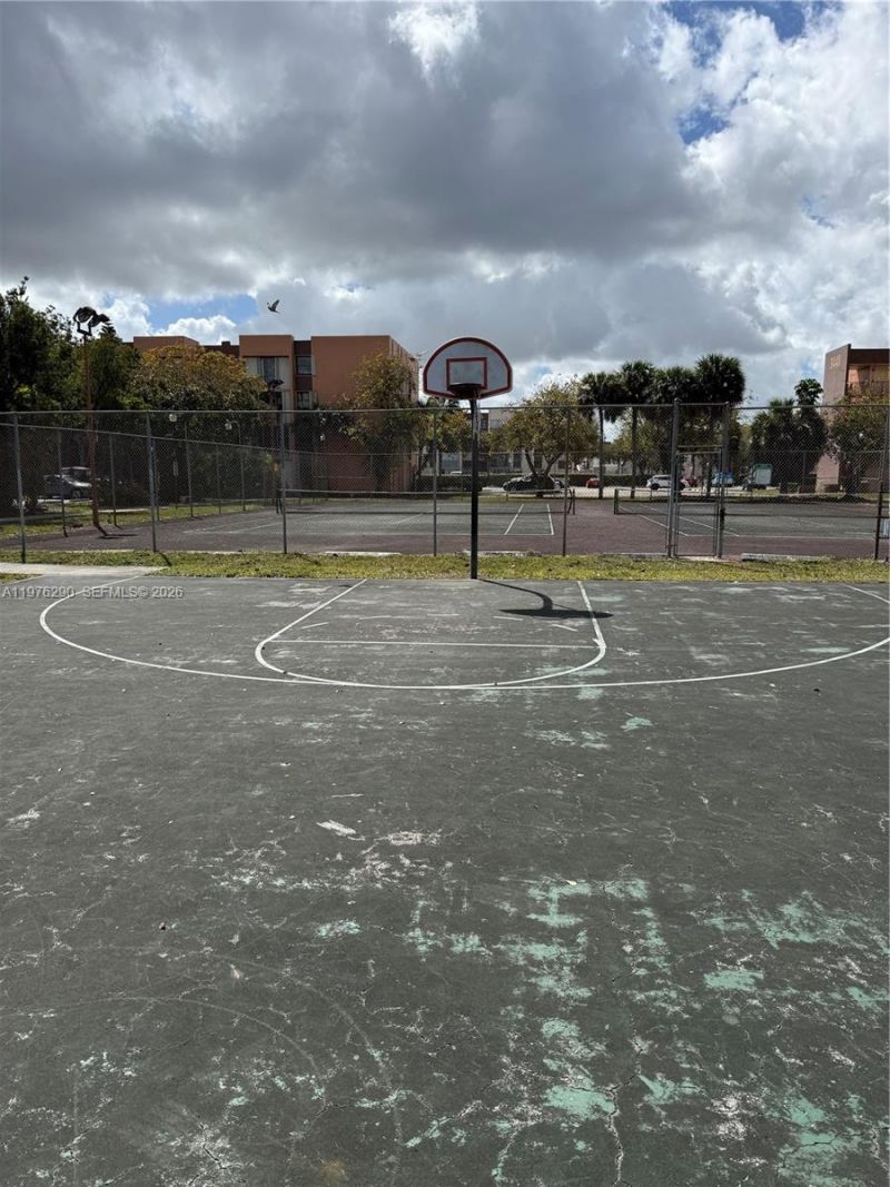 9400 West Flagler St , Unit 312, Miami, FL 33174 Photo