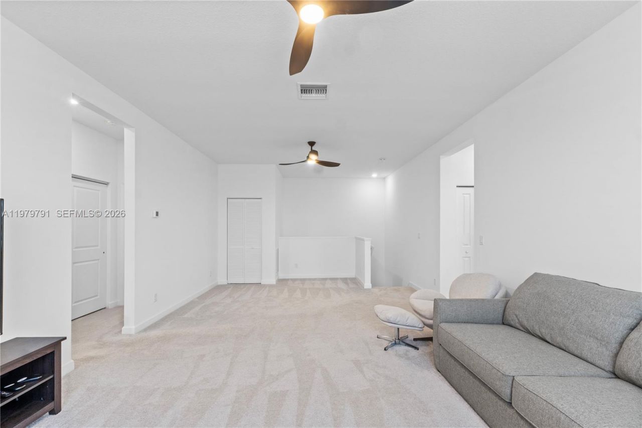 1162 Haywagon Trl, Loxahatchee, FL 33470 Photo