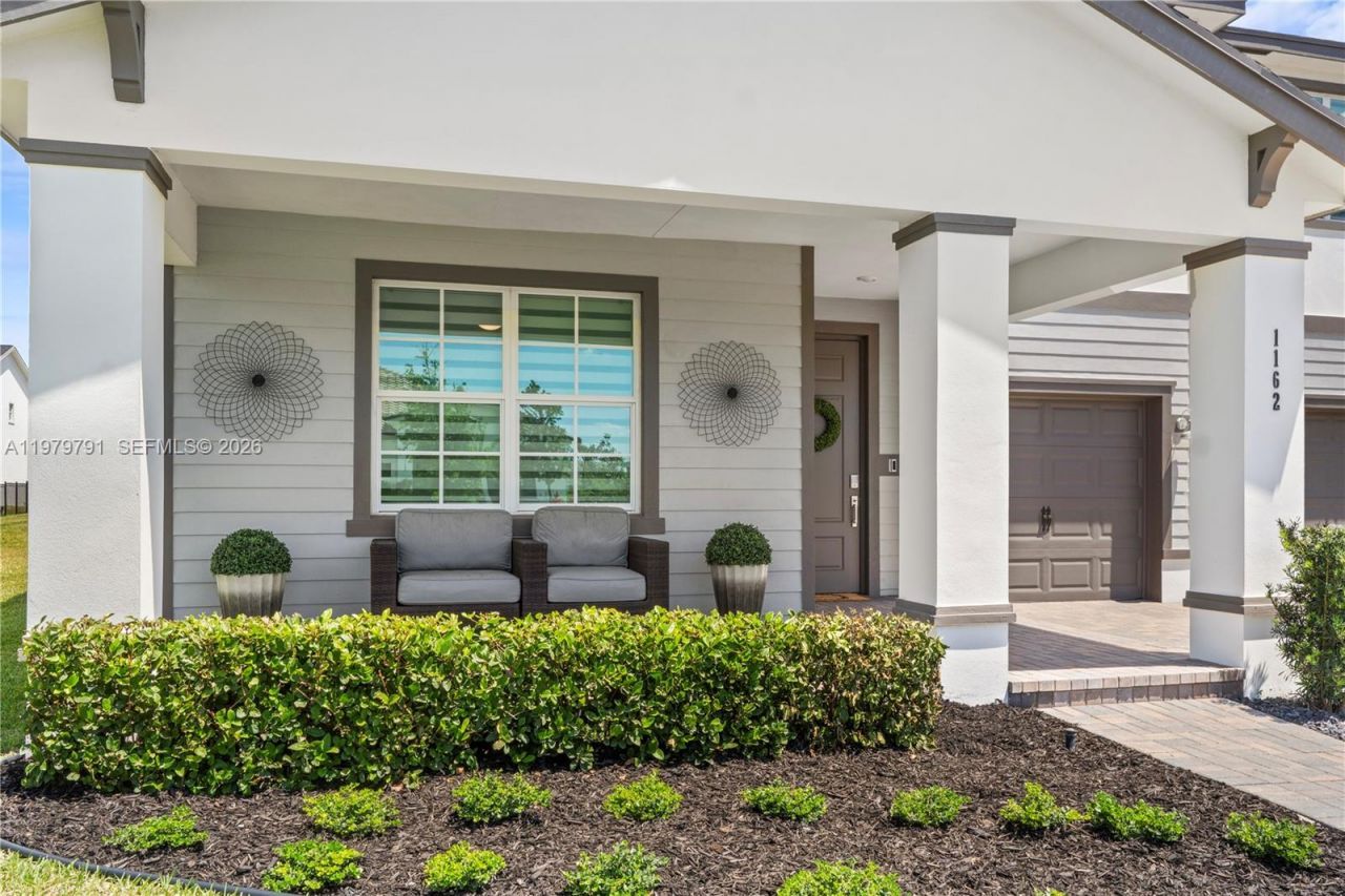 1162 Haywagon Trl, Loxahatchee, FL 33470 Photo