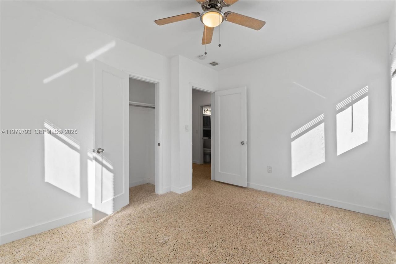 201 NE 169th St , Unit 201, North Miami Beach, FL 33162 Photo