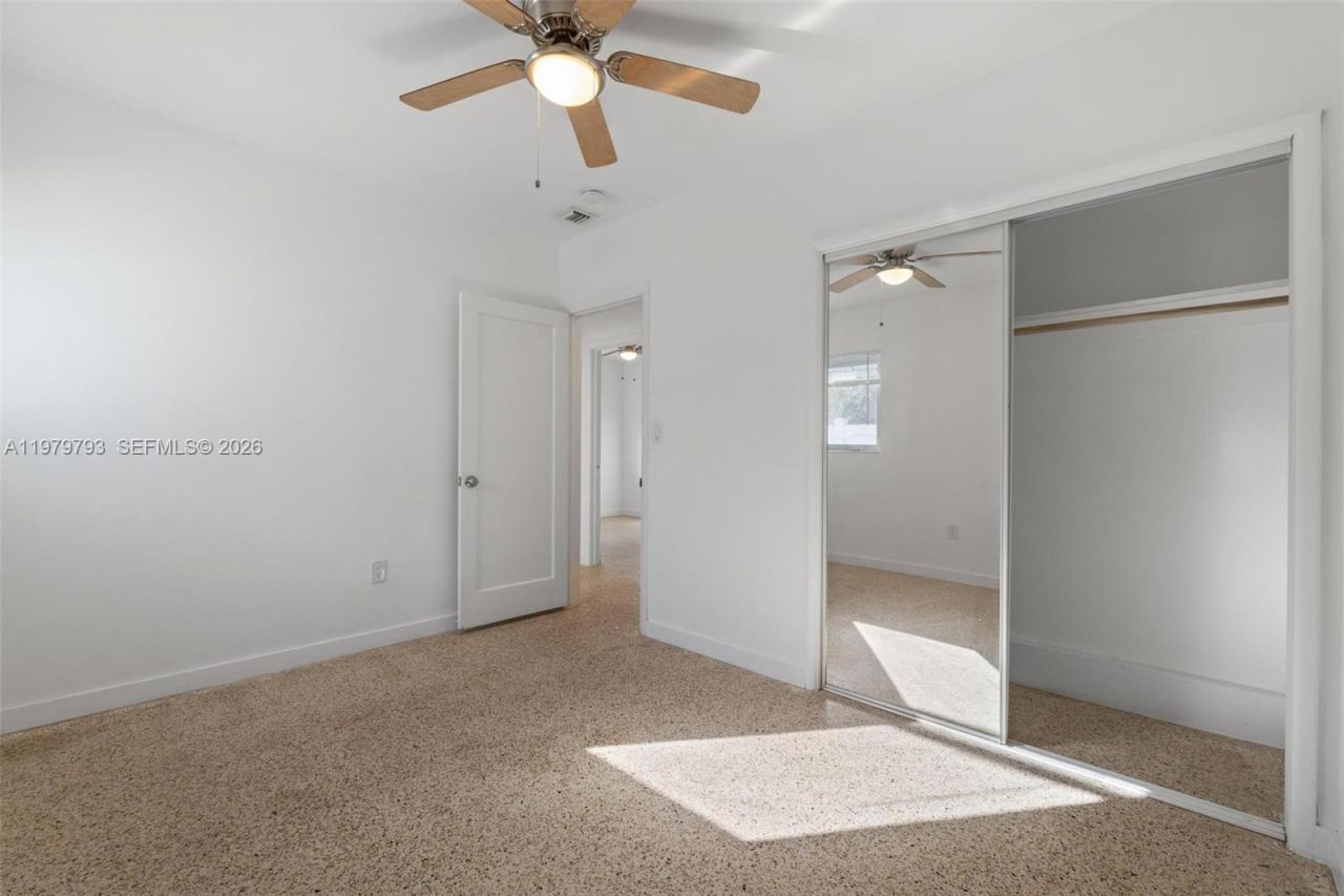 201 NE 169th St , Unit 201, North Miami Beach, FL 33162 Photo