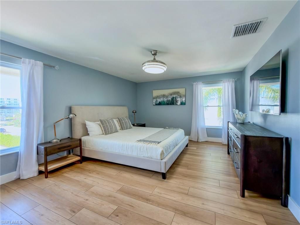 1910 Gulf Shore Blvd N, Unit 312, Naples, FL 34102 Photo