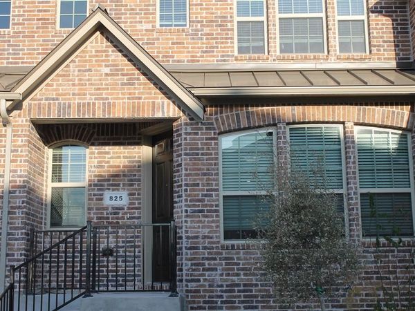825 Ben Lane, Lewisville, TX 75056