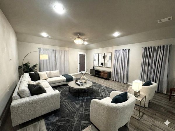 316 Creighton Avenue, Red Oak, TX 75154