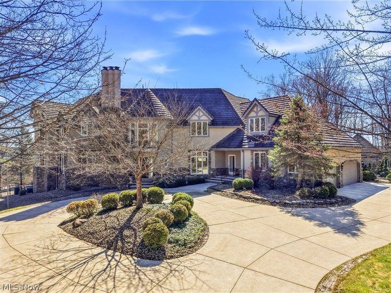 60 South Lane, Moreland Hills, OH 44022 Photo 1