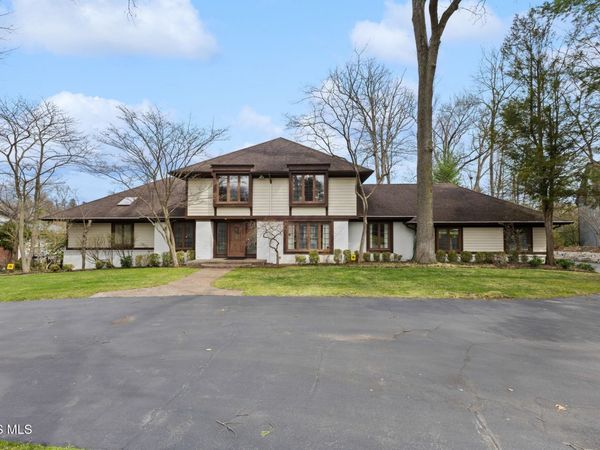 4634 Northbrook Road, Toledo, OH 43623