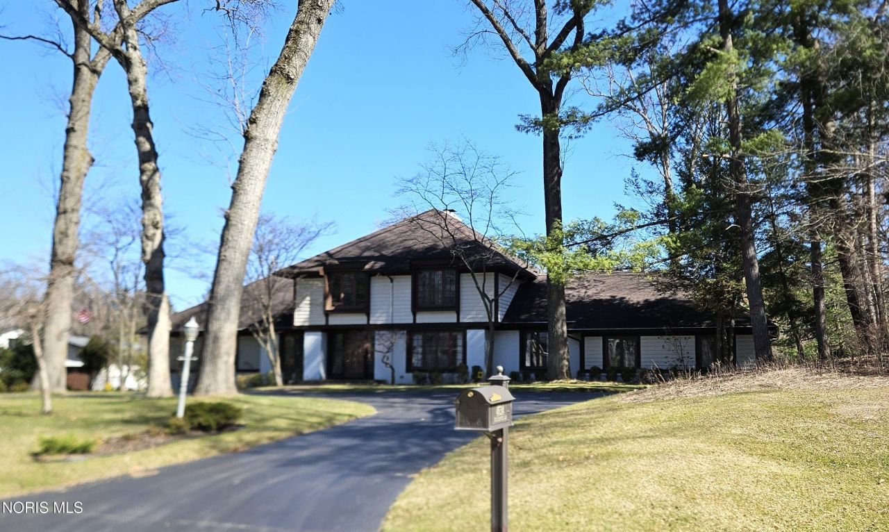 4634 Northbrook Road , Toledo, OH 43623 Main Photo