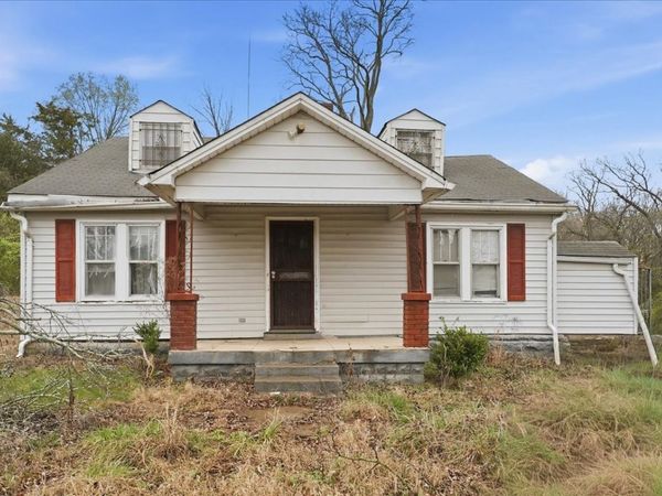 1219 S Dickerson Rd , Goodlettsville, TN 37072