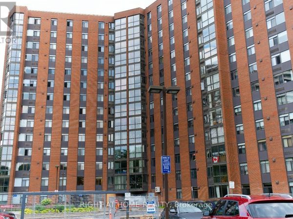 2871 Richmond Road, Unit 1516, Ottawa, ON K2B8M5