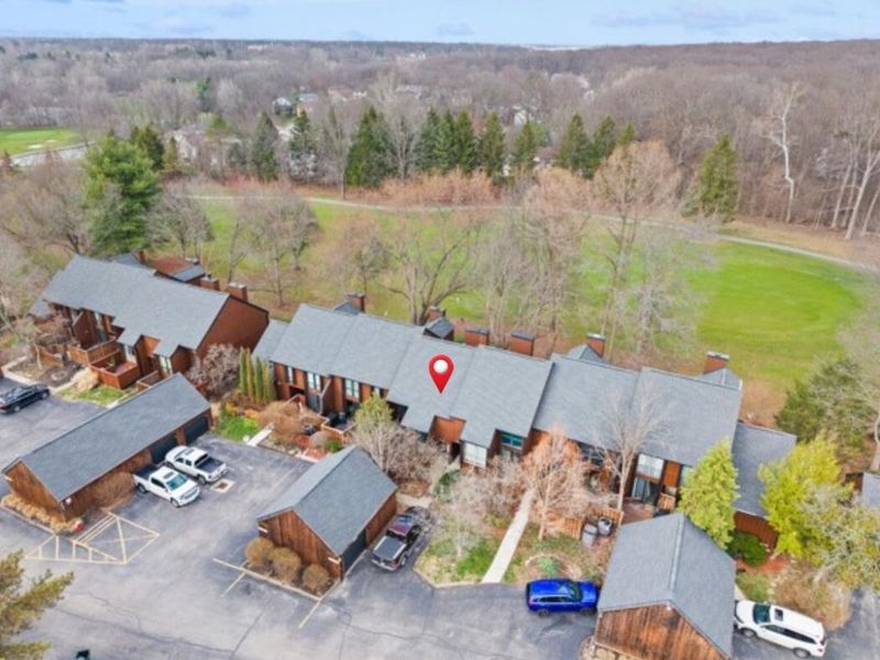 4860 Smoketalk Lane, Unit 3, Westerville, OH 43081 Photo 2