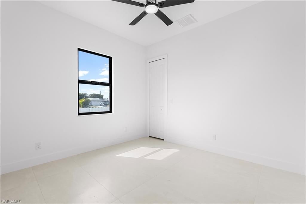 1615 NE 1st Ave , Cape Coral, FL 33909 Photo