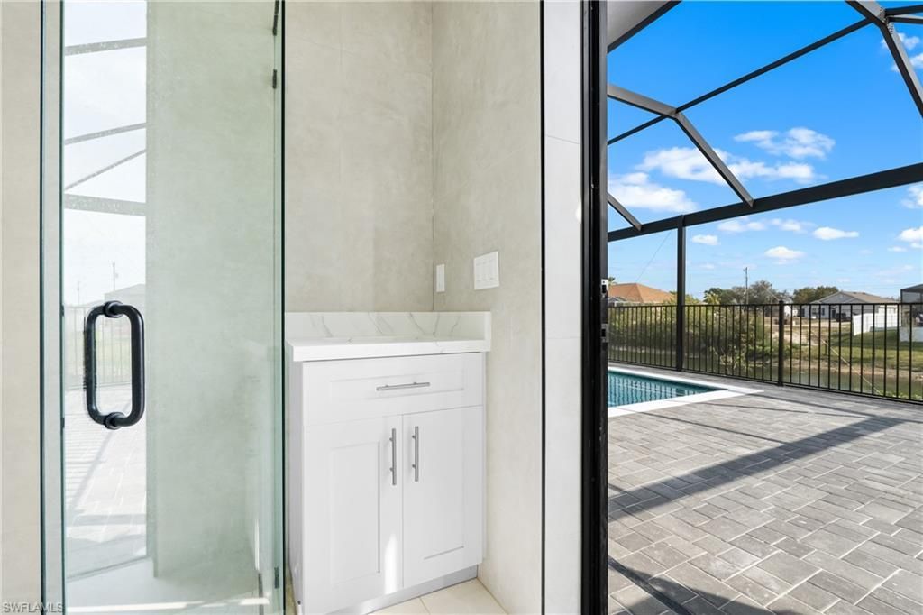 1615 NE 1st Ave , Cape Coral, FL 33909 Photo