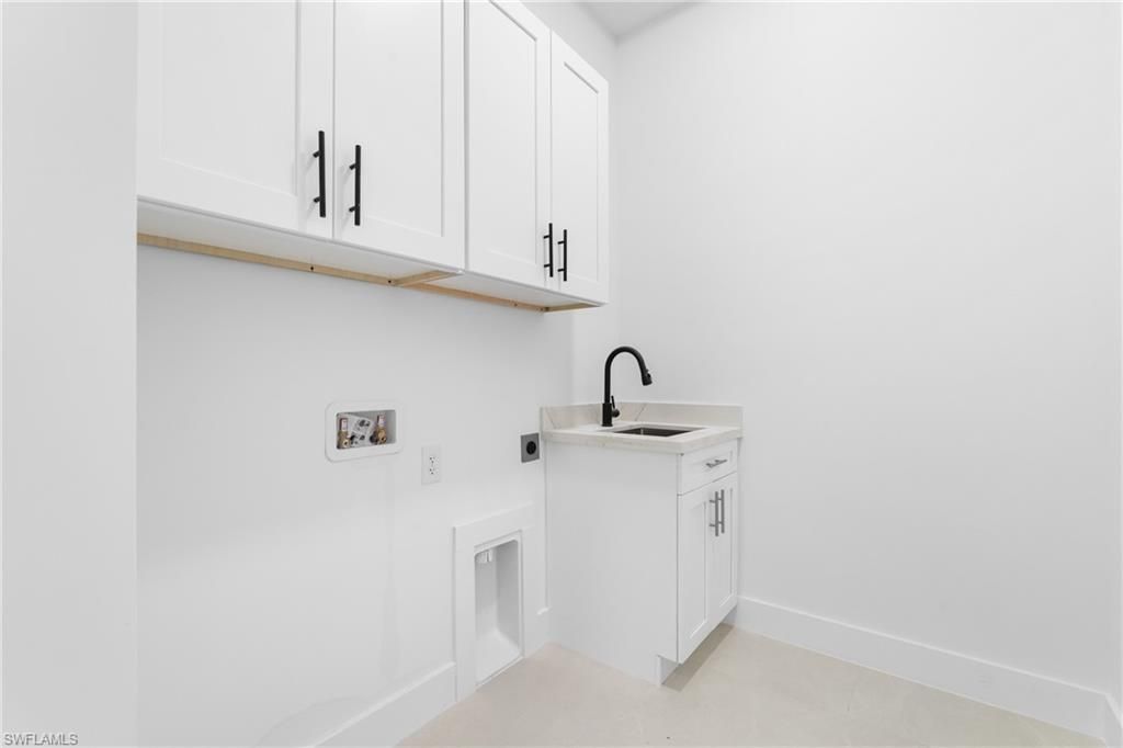 1615 NE 1st Ave , Cape Coral, FL 33909 Photo