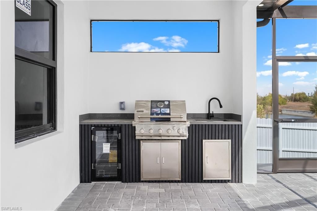 1615 NE 1st Ave , Cape Coral, FL 33909 Photo