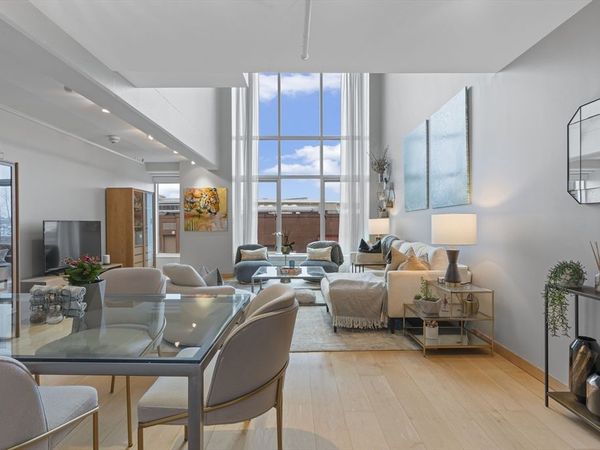 25 Channel Center St, Unit 212, Boston, MA 02210