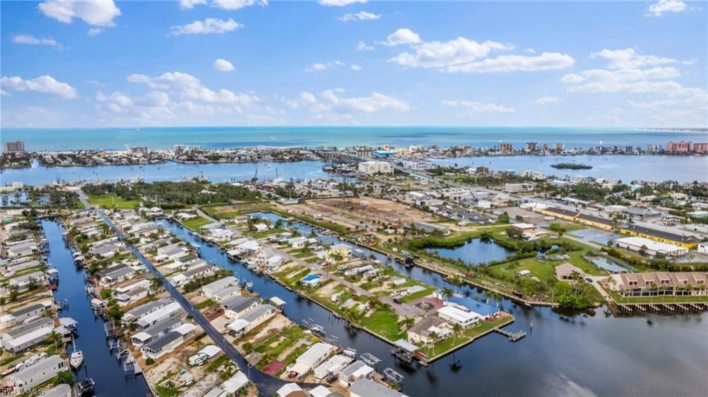 866 Oak St , Fort Myers Beach, FL 33931 Photo