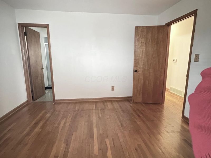 5352 Hazelwood Road, Columbus, OH 43229 Photo 16