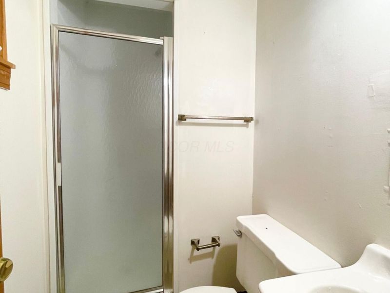 5352 Hazelwood Road, Columbus, OH 43229 Photo 17